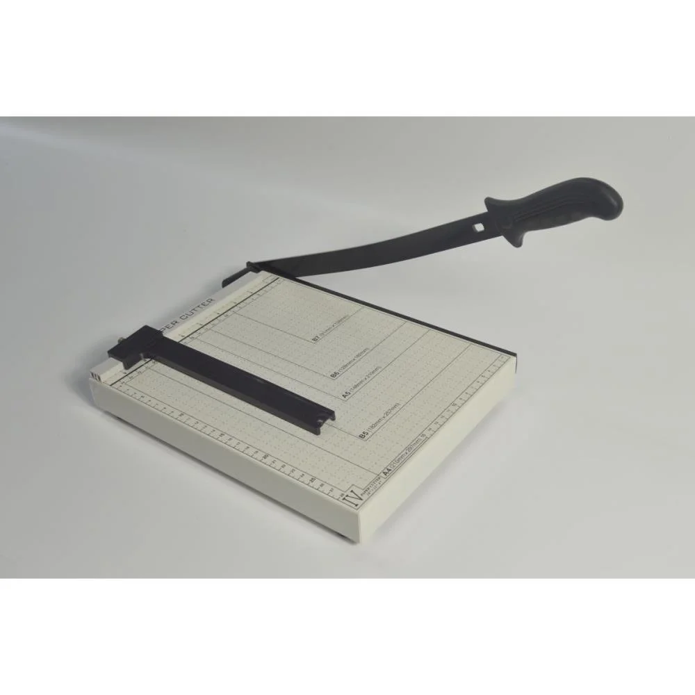 Guilhotina Cortadeira A4 P/10Fls Branco/Preto Bright (Unidade)