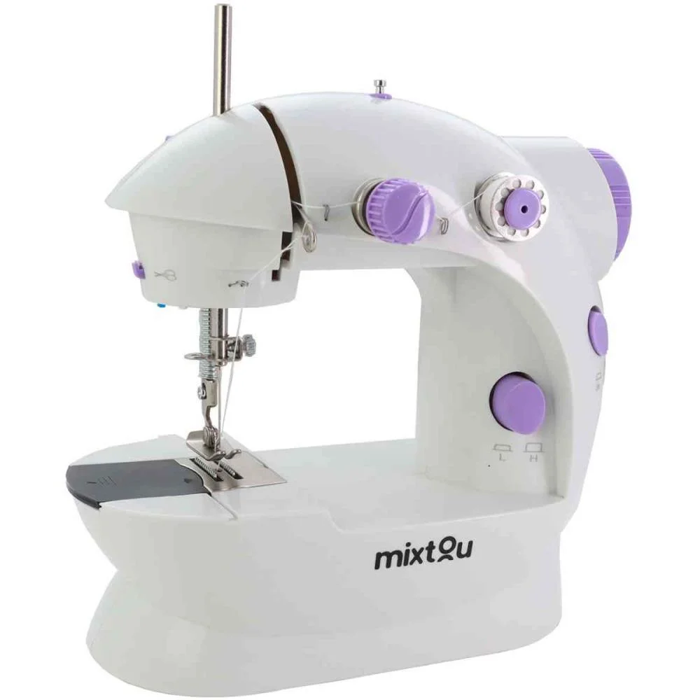 Maquina De Costura Portatil Mini C/Pedal 110V/220 Santana Centro - imagem 2