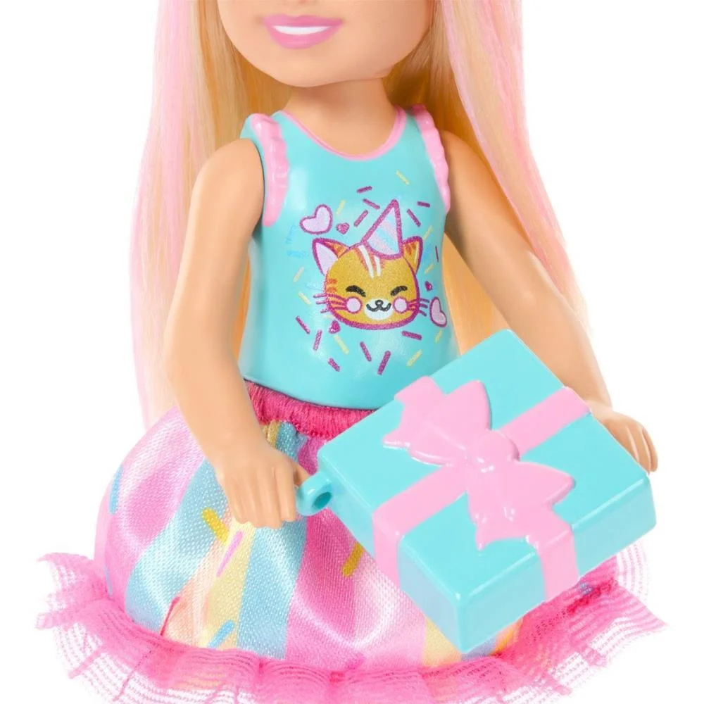 Barbie Family Chelsea Loira Aniversariante Mattel - imagem 4