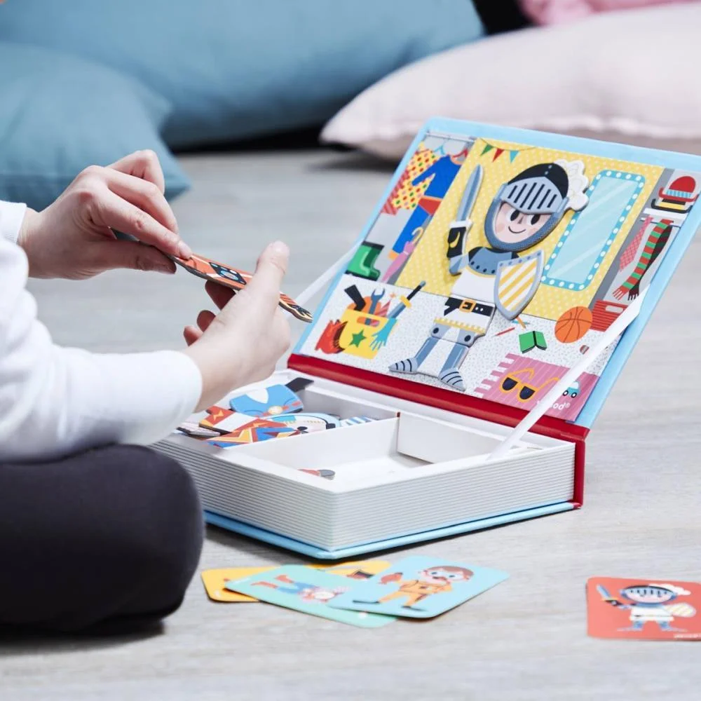 LIVRO MAGNETICO INFANTIL FESTA A FANTASIA 44 PECAS MAPED (UNIDADE) - imagem 4