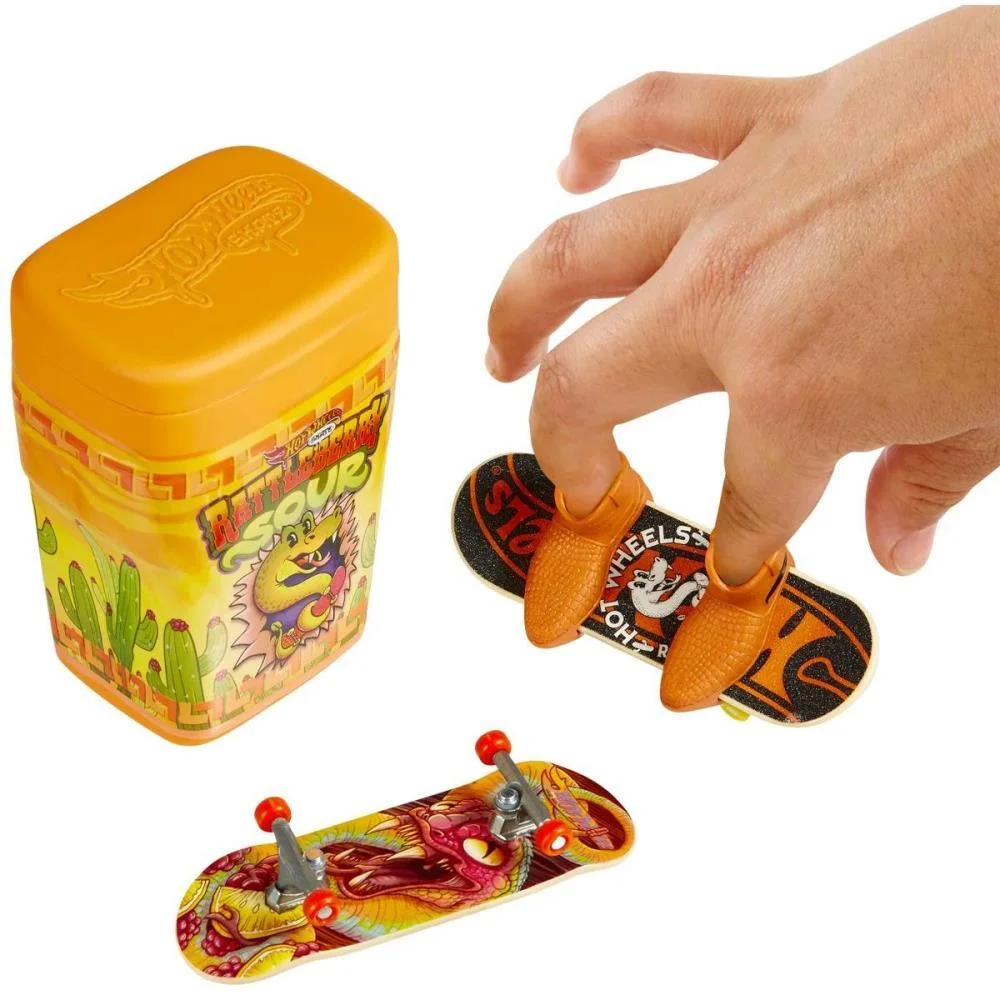 HOT WHEELS SKATE SKATE+TÊNIS PCT.CICLETE 2-PK(S MATTEL (UNIDADE) - imagem 5